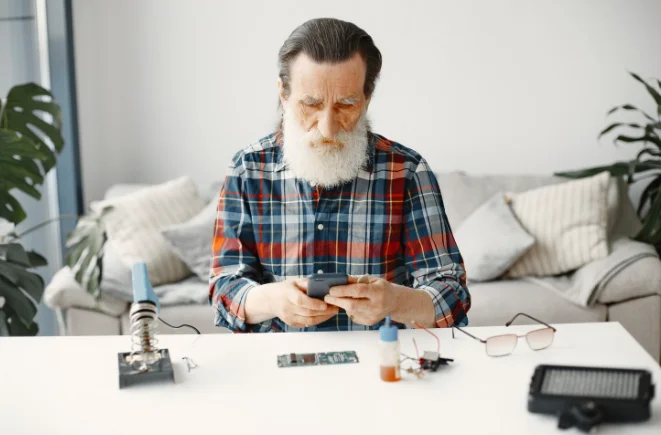 How My Broke Month Taught Me About Selling Old Electronics